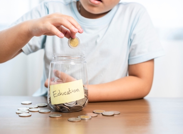 Summer Savings Challenges: Engaging Ways to Teach Kids About Saving