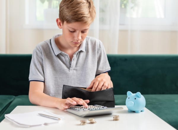 The Financial Literacy Crisis: How to Teach Teens Smart Money Habits